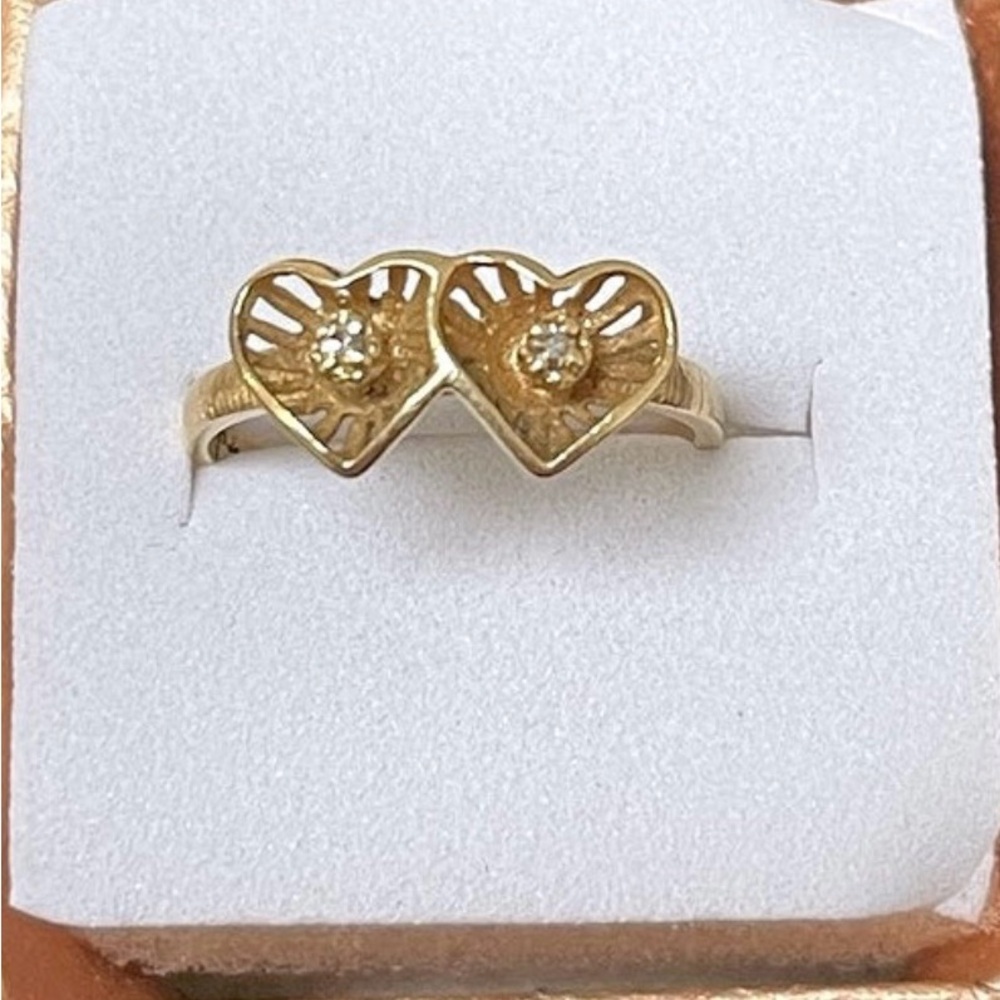 🔥🔥14K GOLD and DIAMOND double heart ring. Unique and authentic